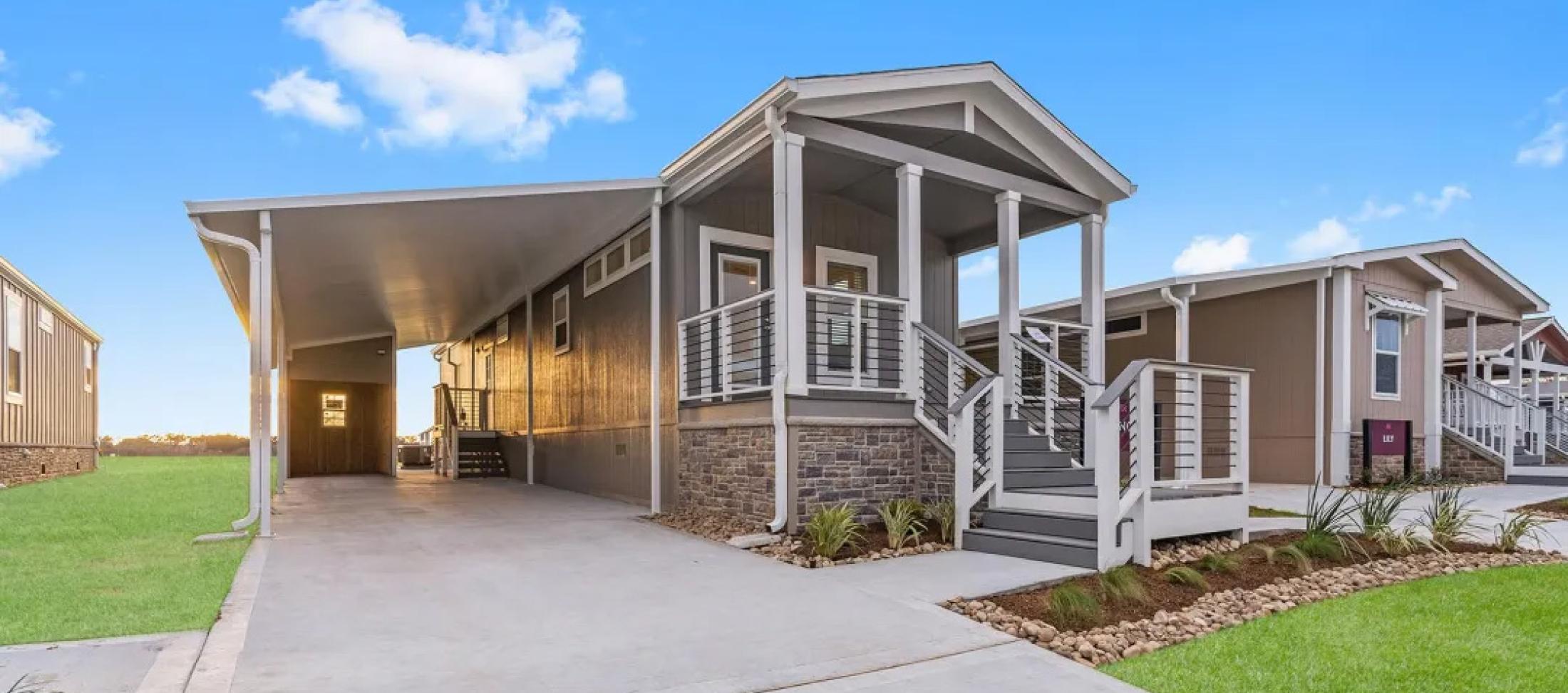 Single Section Home Henderson Home & Land